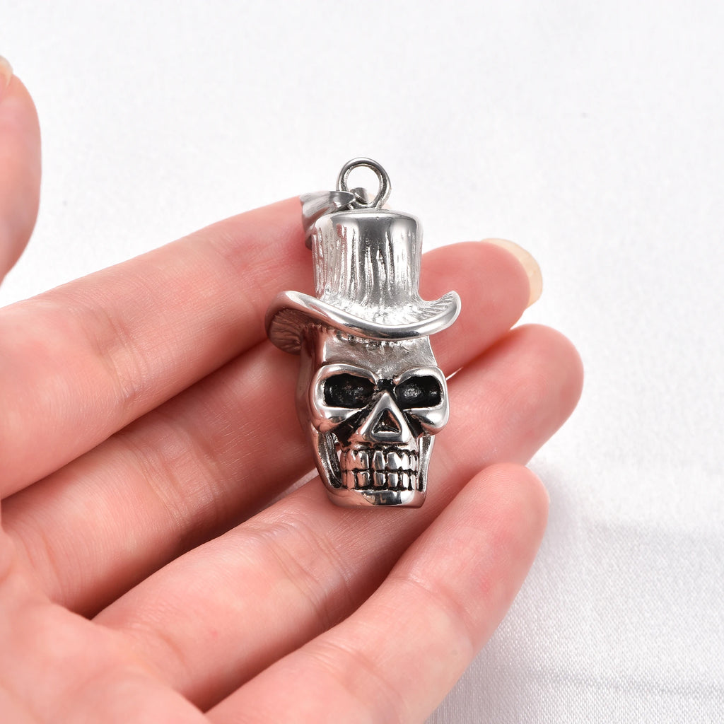 Gothic Skull Pendant Necklace — Stainless Steel