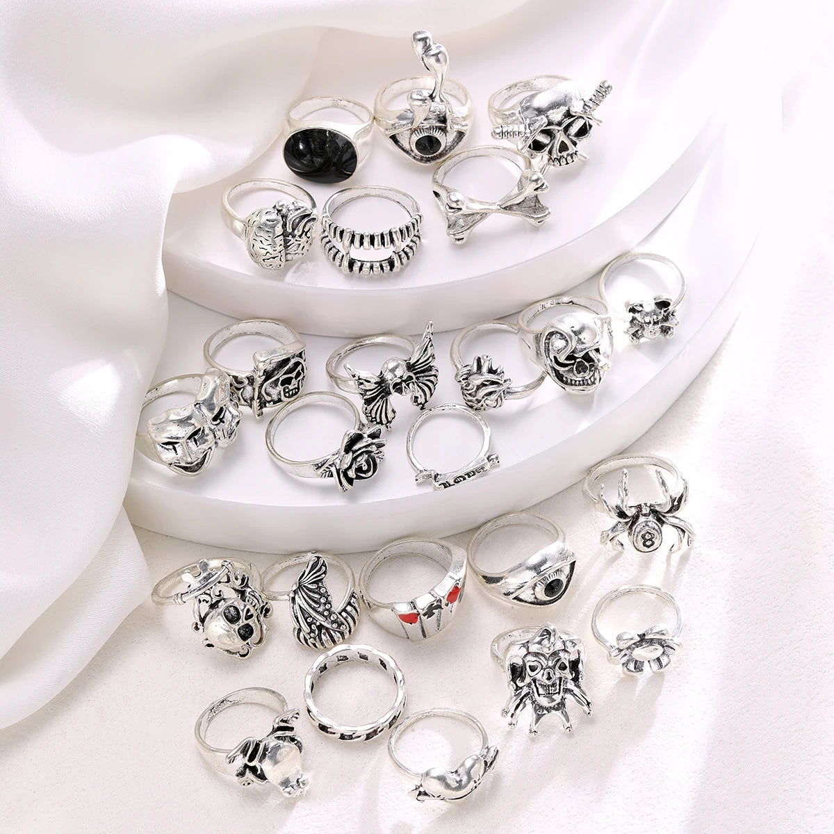24 Pcs Gothic Skeleton Unisex Ring Set Punk Grunge Butterfly Frog Woman Man Jewelry Hip Hop Party Street Ring