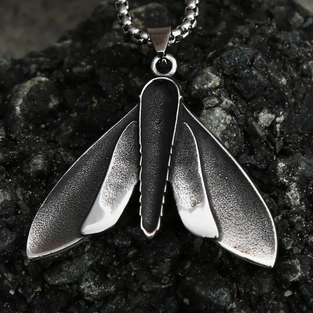 Vintage Gothic Style Death Moth Necklace Unisex Punk Stainless Steel Butterfly Skull Pendant Animal Jewelry Gift