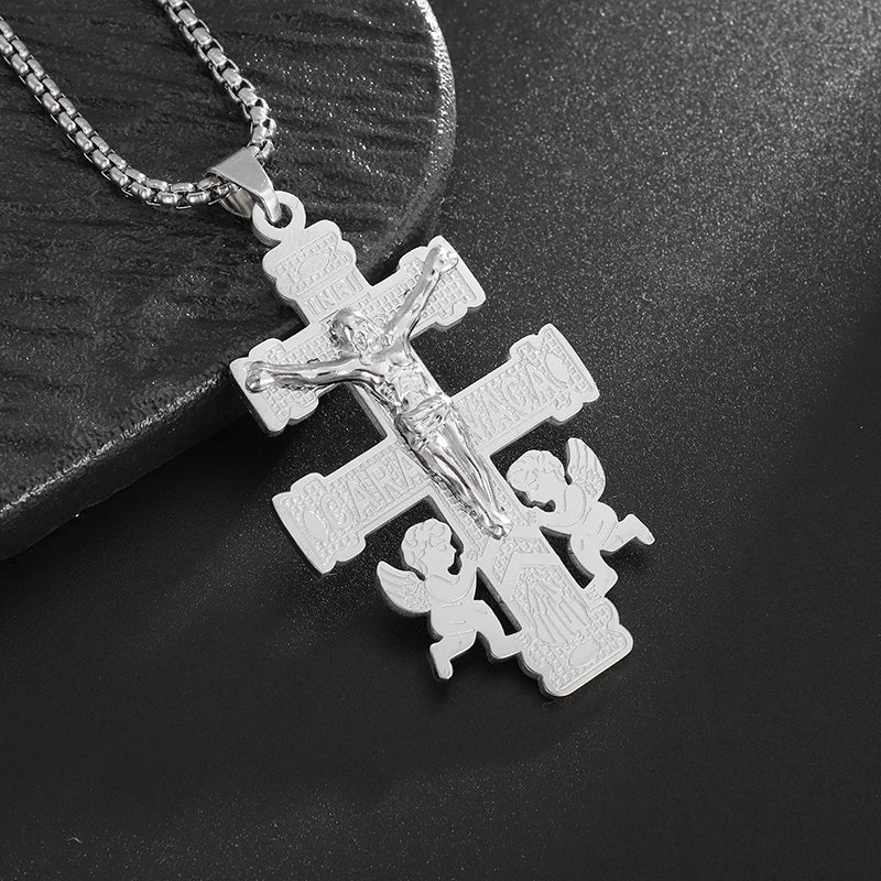Templar Cross Round Medal Pendant Necklace — Stainless Steel