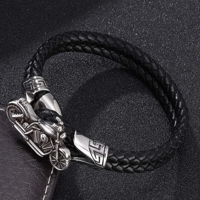 Skull Bracelet — Gothic Punk
