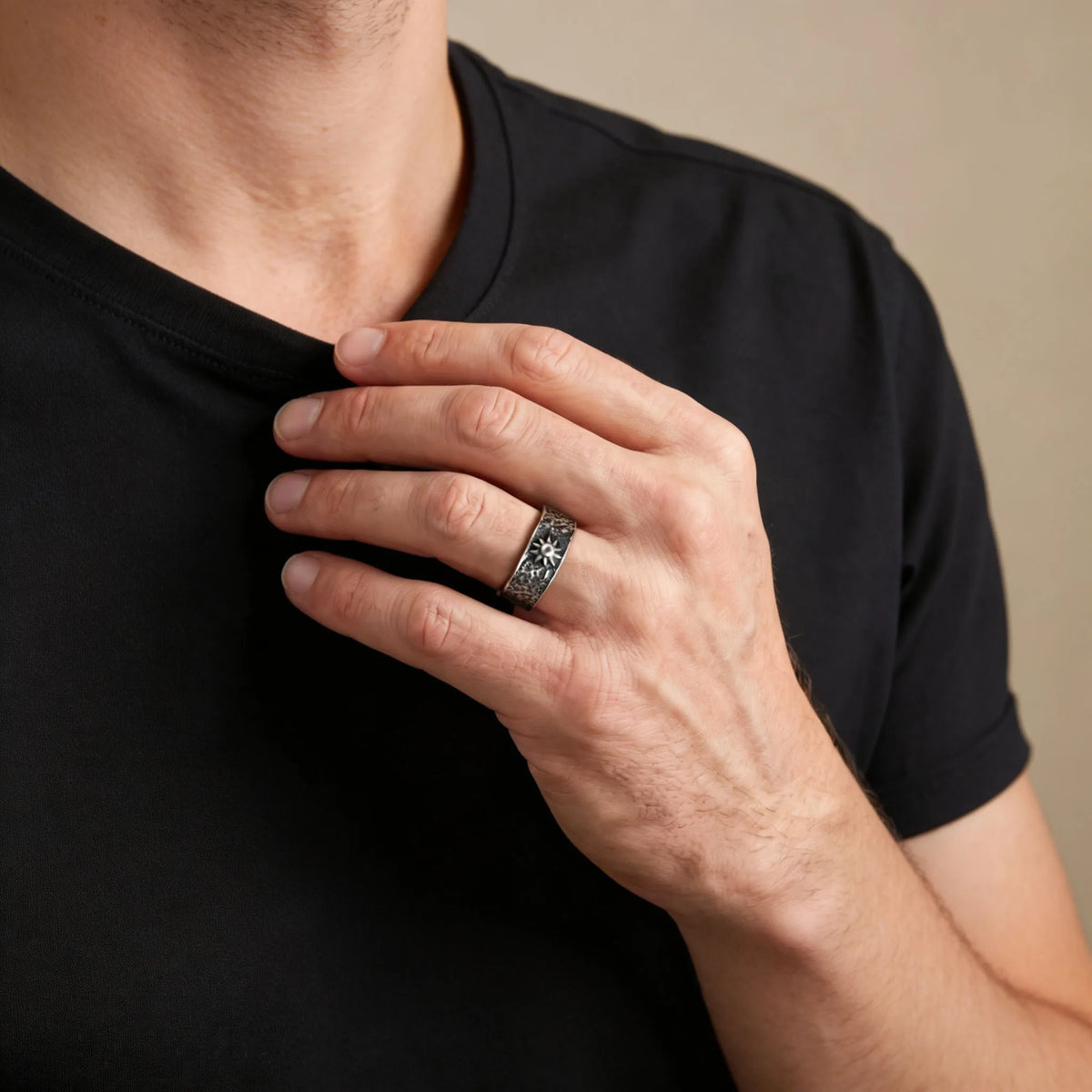 Fashion Retro Moon Sun Ring for Men, 8mm Chunky Stainless Steel Ring, Punk Personality Finger Jewelry Size 7 8 9 10 11