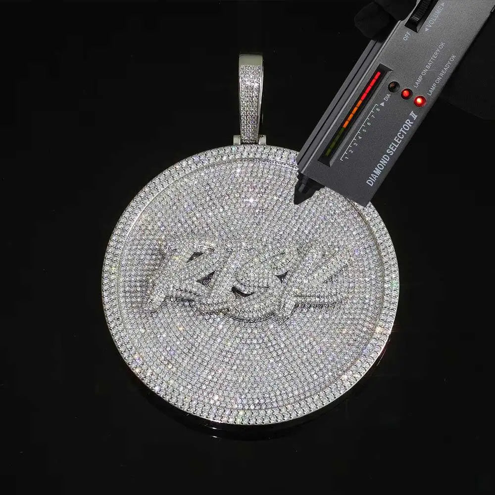 VVS Moissanite Rotating Pendant