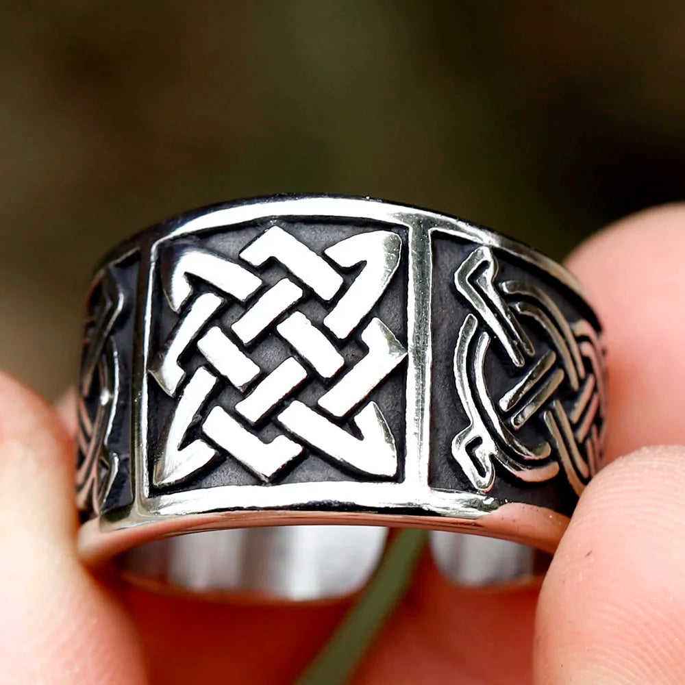 Viking Odin Trinity Celtic Knot Amulet Ring — Stainless Steel