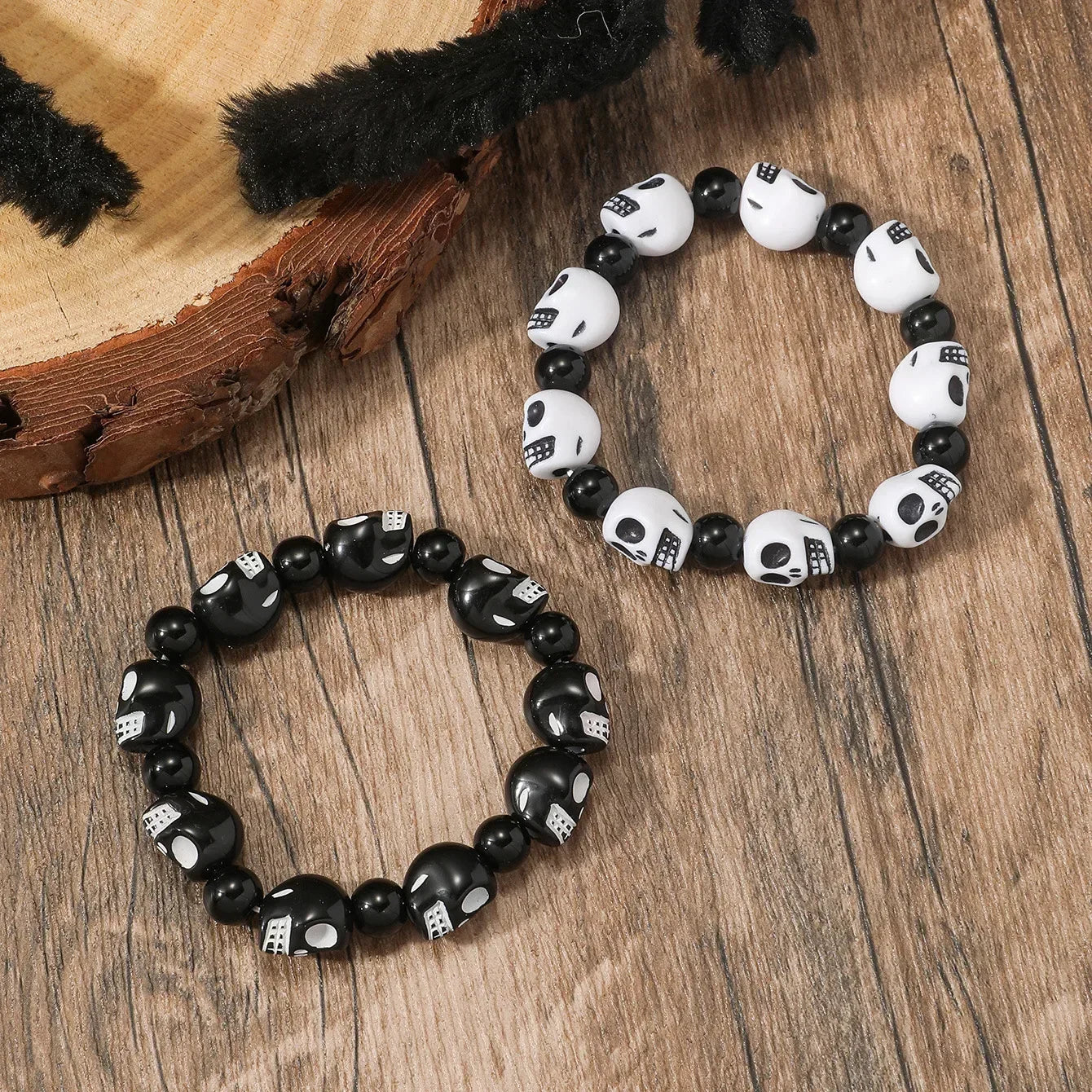 Punk Goth Skull Skeleton Bracelets for Women Men Hip Hop Elastic Beaded Bracelets Bangles Handmade Halloween Jewelry