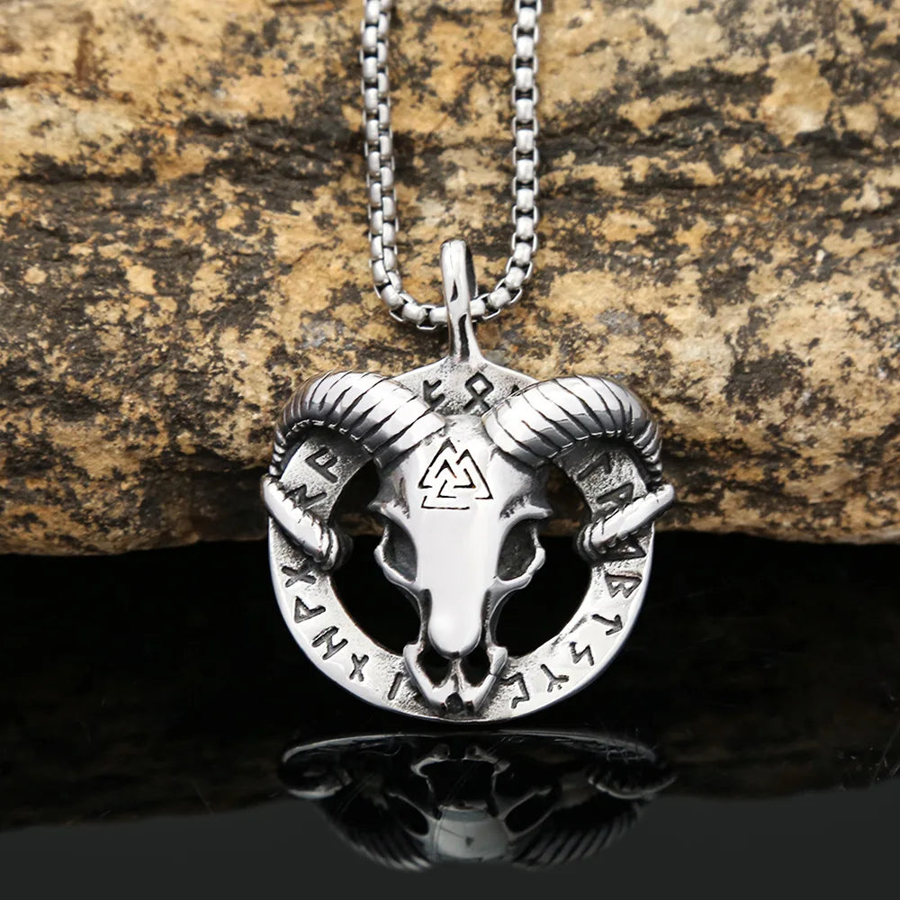 Vintage Stainless Steel Bull Head Skull Pendant Necklace Men Biker Animal Skull Bull Necklace Gothic Jewelry Gift