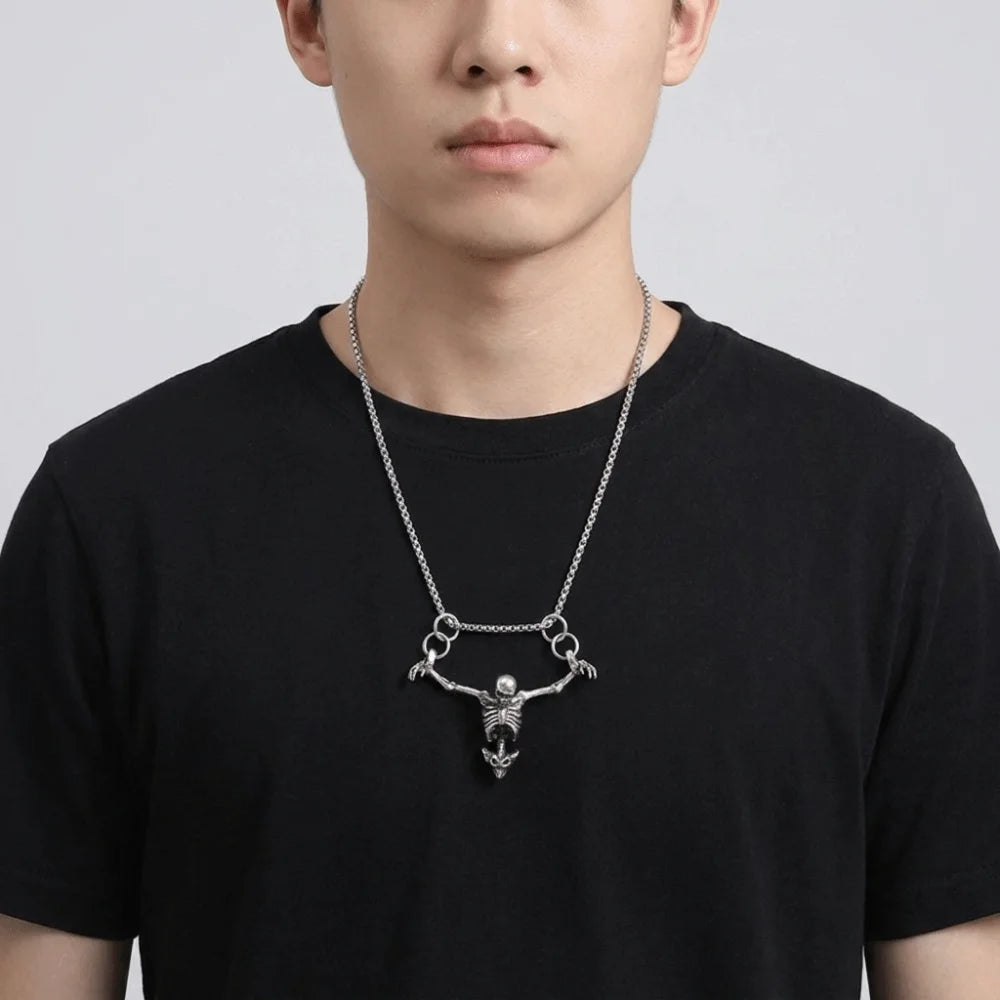 Charm Gothic Men Necklace Hip Hop Exaggerated Skull Head Pendent Choker Sweater Chain Clavicle Chain Women