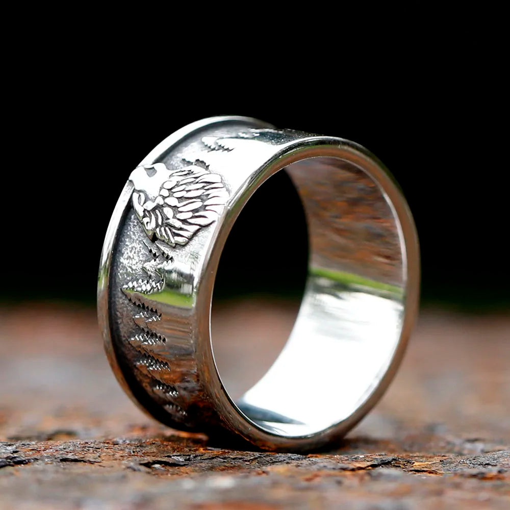 Viking Wolf Head Amulet Ring for Men — 316L Stainless Steel