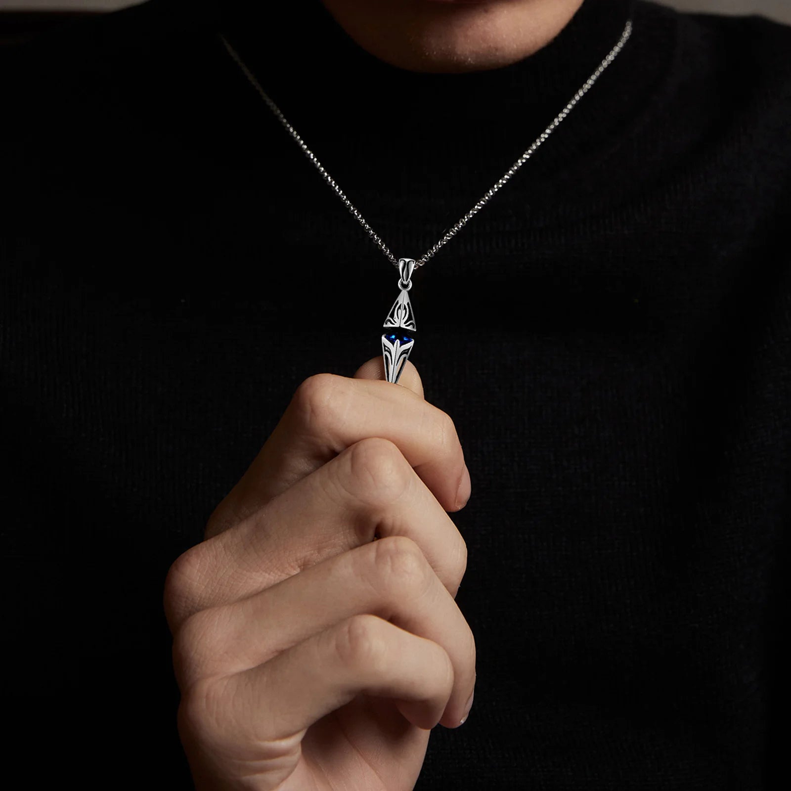 Vnox Stylish Blue Stone Necklaces for Men, Stainless Steel Cube Geometric Pendant Collar Jewelry, Birthday Party Gifts for Him