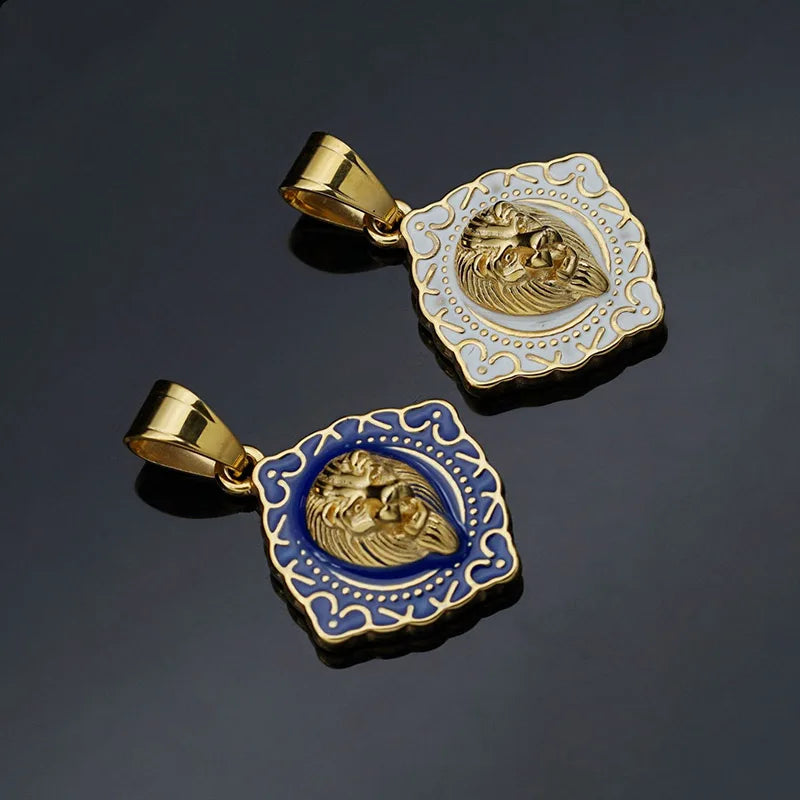 Solid Lion Pendant Necklace — Gold