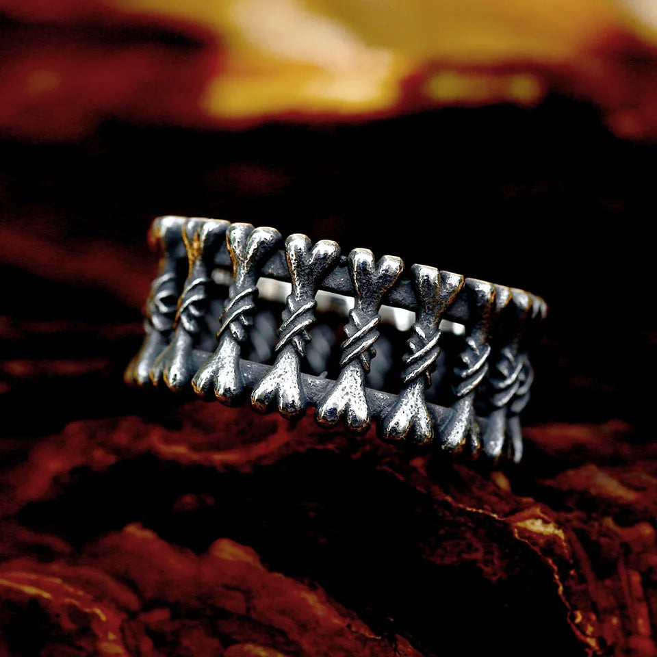 Gothic Skull & Bone Ring for Men and Women — Stainless Steel