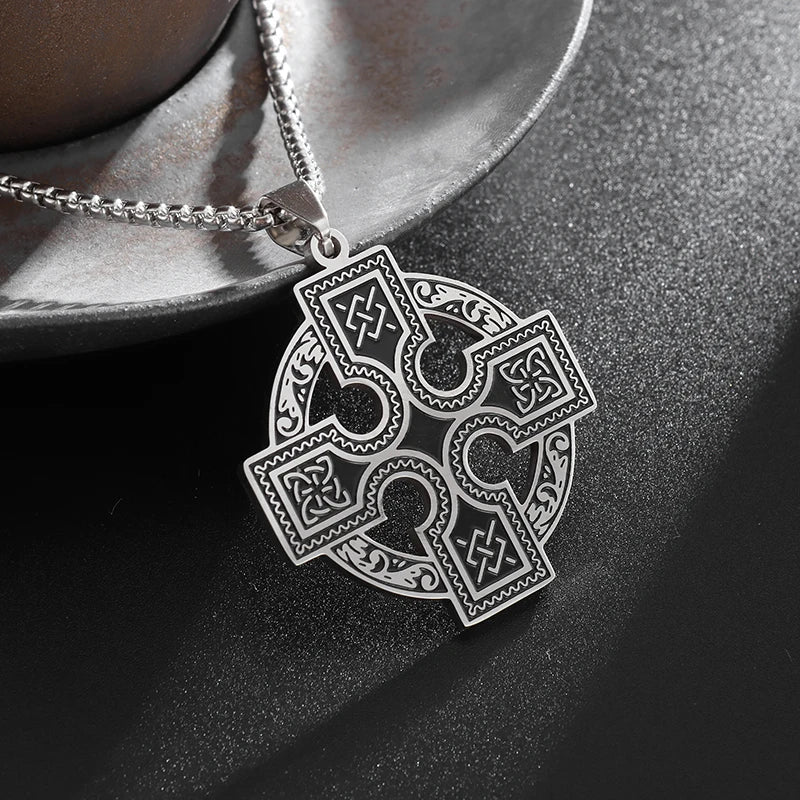 Celtic Witch Knot Pendant Necklace — Steel
