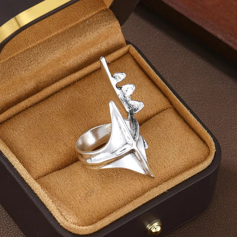 Gothic Wing Irregular Cyberpunk Alien Finger Ring