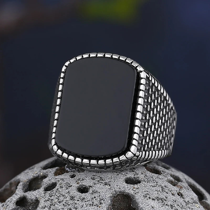 Trendy 2022 New Onyx Stone Ring Luxury Suitable For Man With Gifts Party Wedding Male Ring Jewelry Accessories Couple