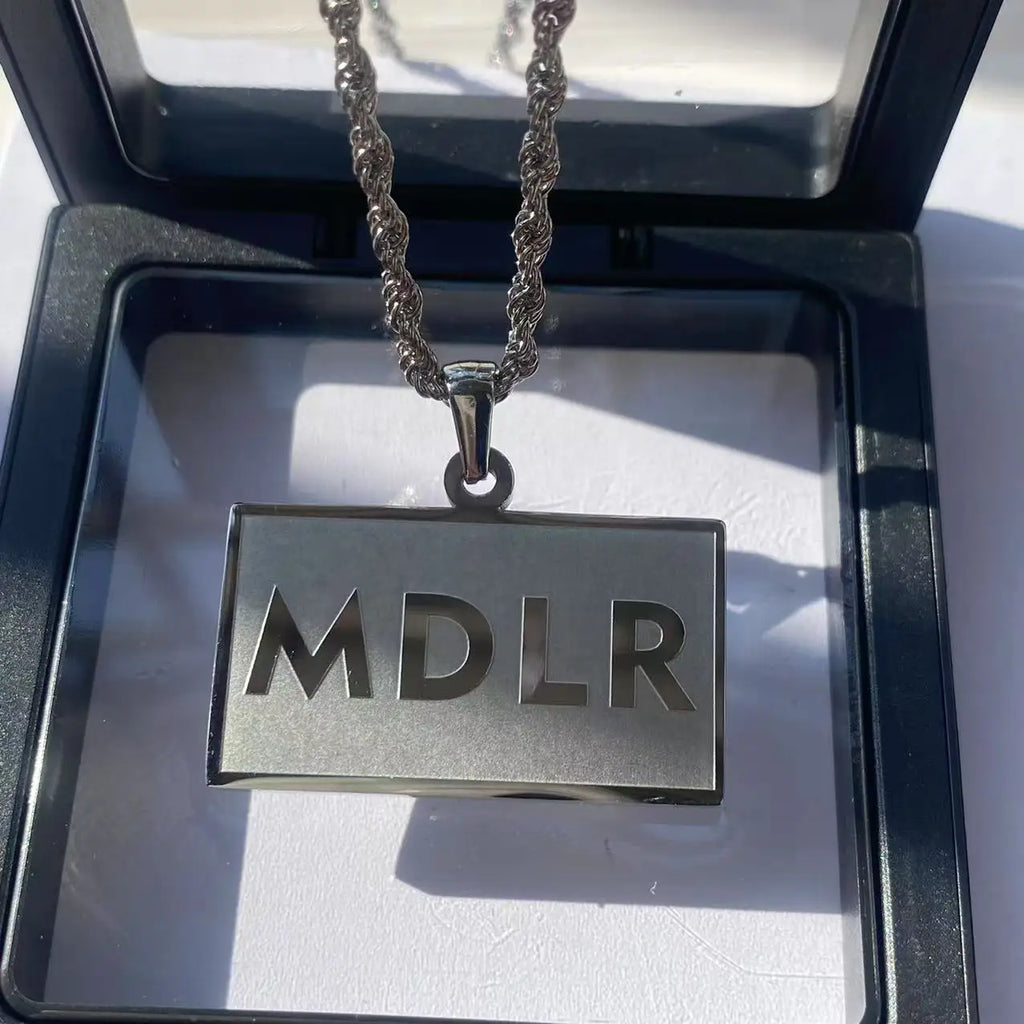 High-quality Stainless Steel Angel and Devil Wings Pendant Necklace, Personalized Design Hip-Hop Men's and Women's Gift Necklace