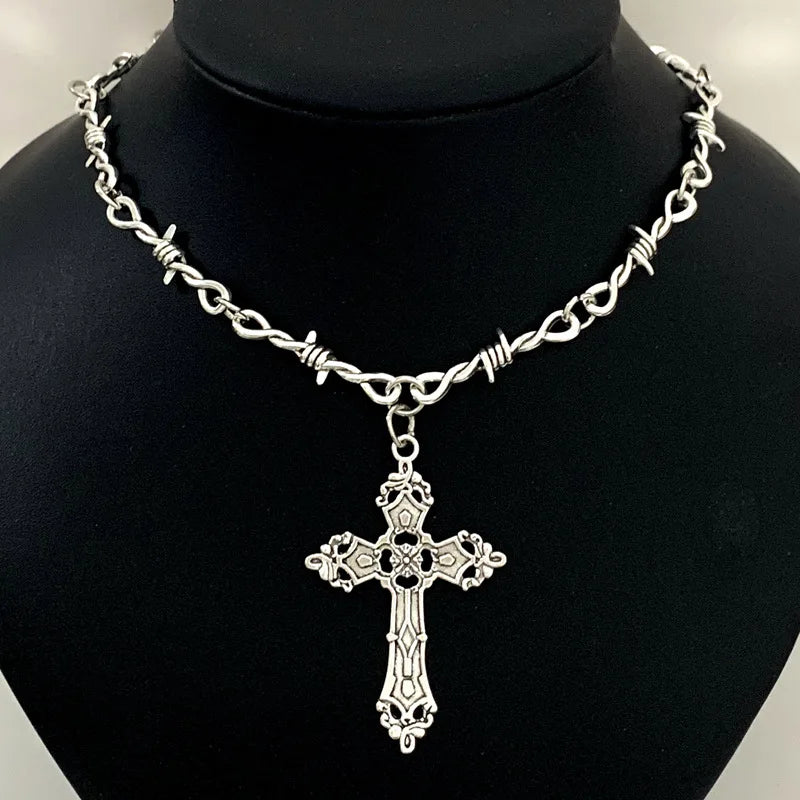Barbed Wire Iron Heart Choker — Stainless Steel