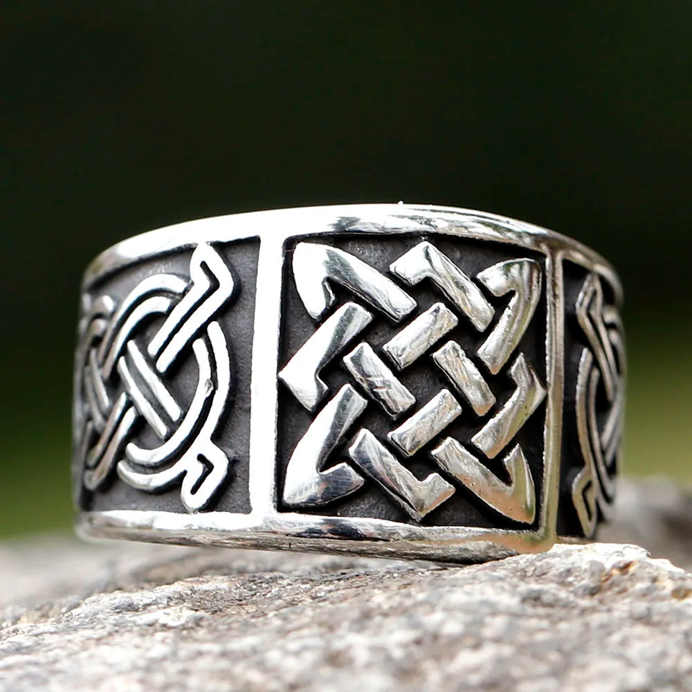 Viking Odin Trinity Celtic Knot Amulet Ring — Stainless Steel