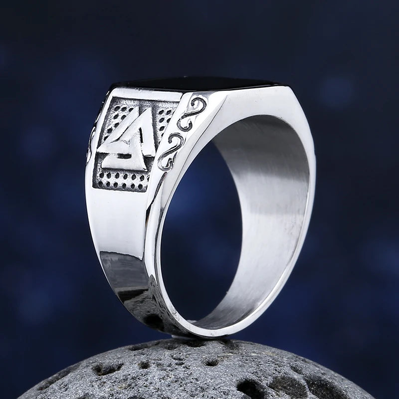2024 New 316L Stainless Steel Celtic Knot Viking Polished Ring Black Zircon Vintage Jewelry For Couple Gift Good Detail