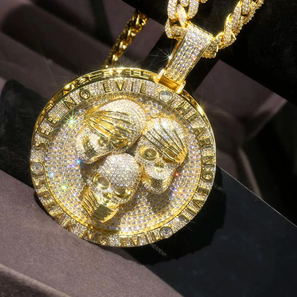 Exquisite Luxury Three Gollum Head Pendants Round Rap Singer Hip Hop Can Pair with Cuban Chain Necklace 3D Pendant
