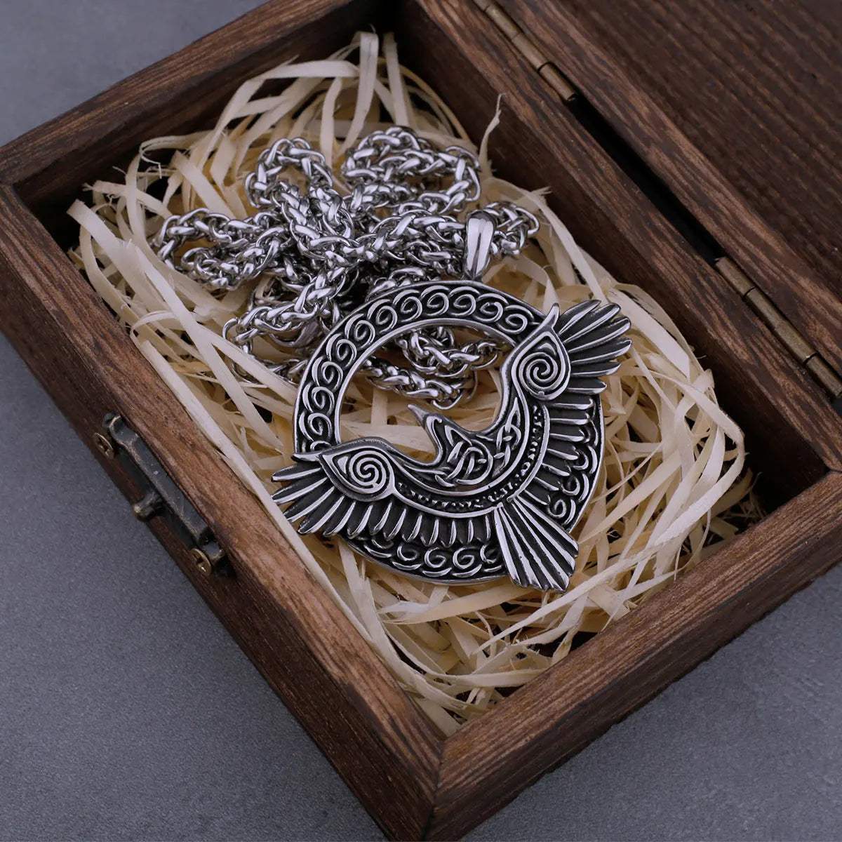 Stainless Steel Viking Odin Raven Necklace Men Vintage Huginn Muninn Celtic Knot Fashion Amulet Pendant Jewelry Gifts