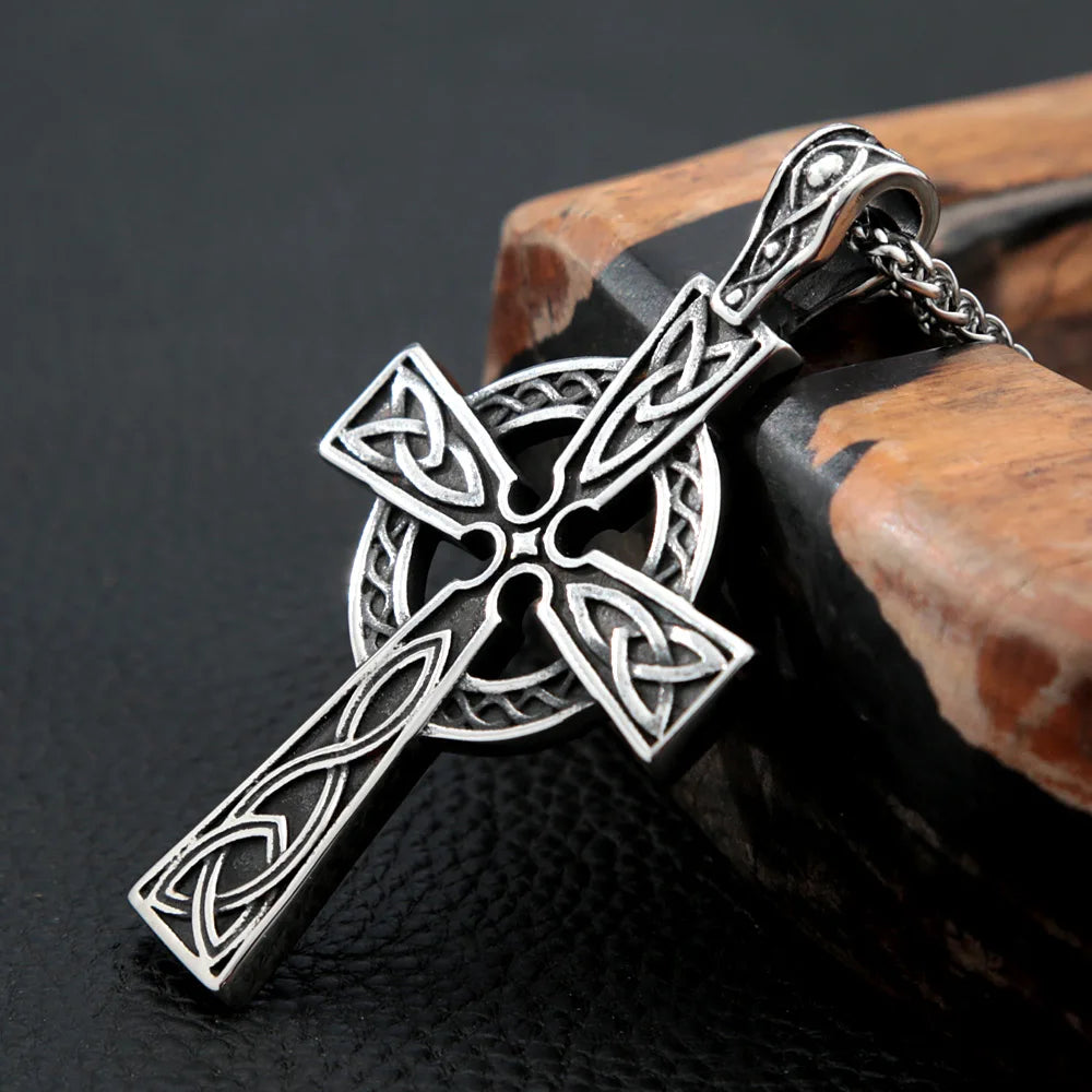 Mens Irish Celtic Knot Cross Pendant Necklace Stainless Steel Nordic Viking Necklace Ancient Talisman Pendant Jewelry