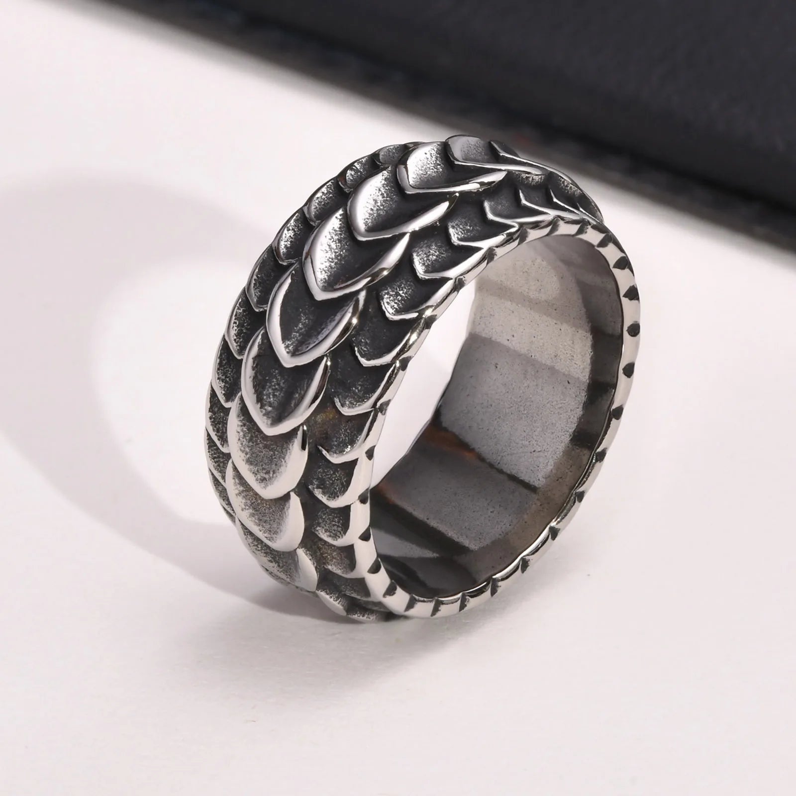 Vintage Dragon Scale Ring for Men Boys,Stainless Steel Norse Viking Dragon Spine Ring,Retro Punk Jewelry Gifts