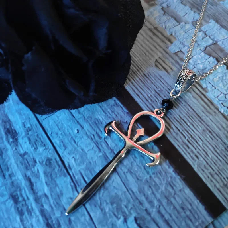 Gothic Vampire Ankh Cross Pendant Necklace — Zinc Alloy