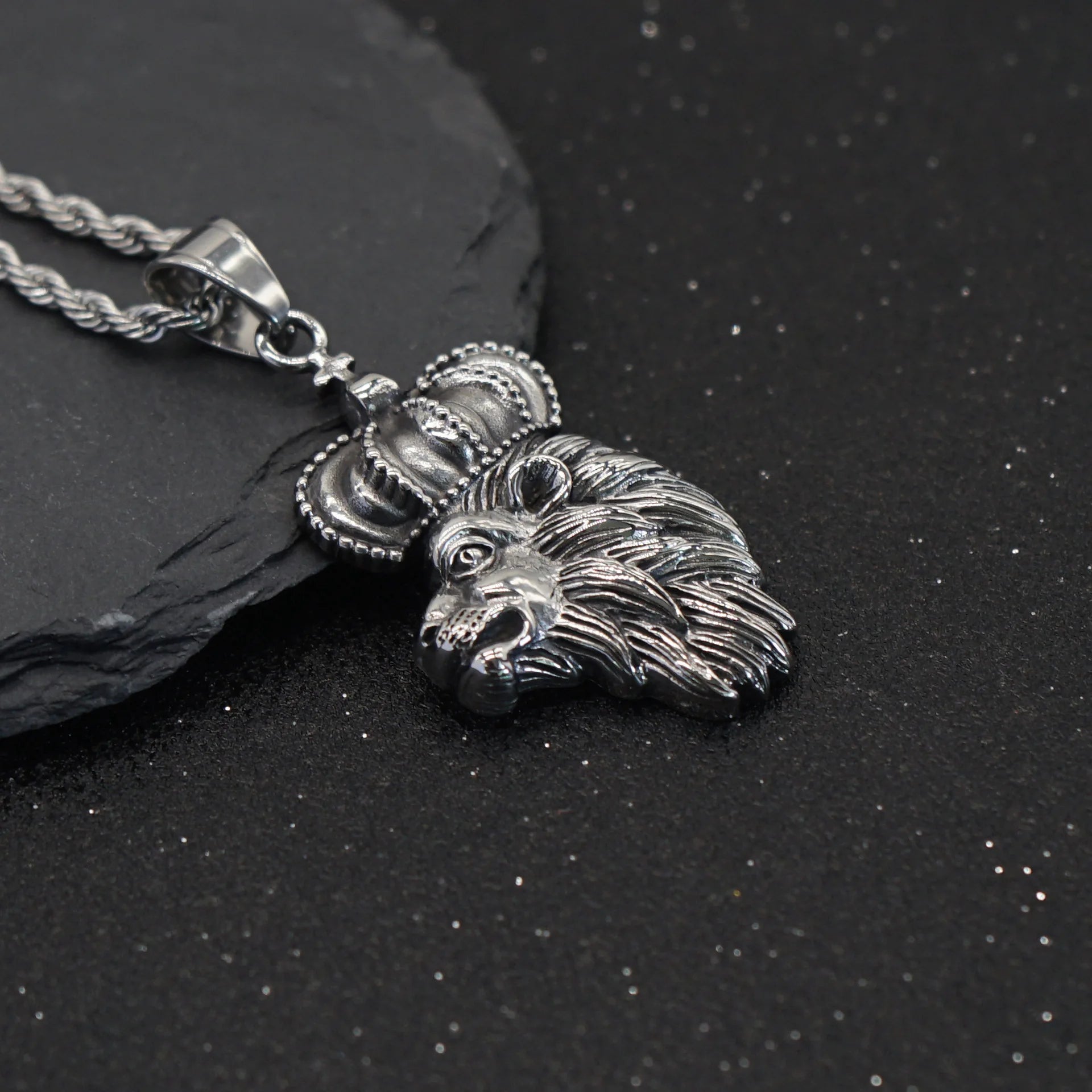 Crown Lion Steel Pendant European American Retro