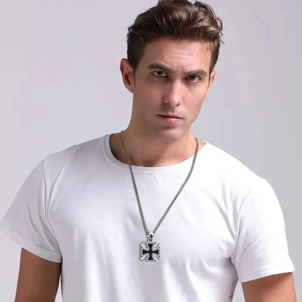 Fashion Cross Men's Necklace Vintage Knights Templar Iron Pendant Biker Maltese Male Jewelry 24Inch Chain Link