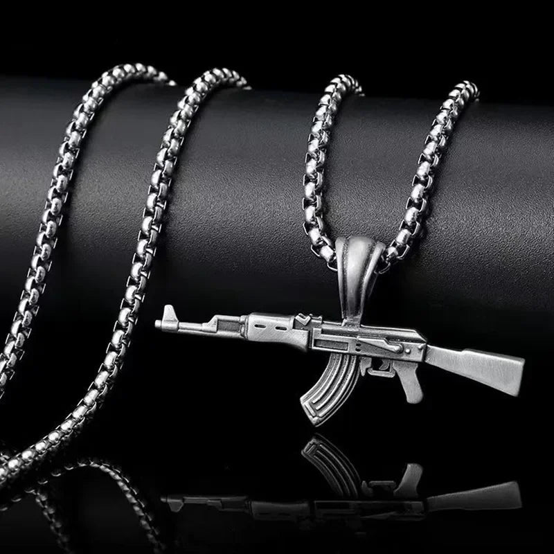 Fashionable and Domineering Ak-47 Submachine Gun Pendant Necklace Suitable for Men\'s Personalized Hip-Hop Rock Punk