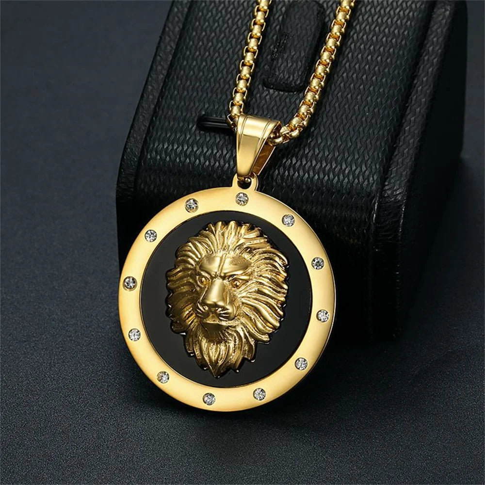 Iced Out Lion Head Round Pendant — Gold