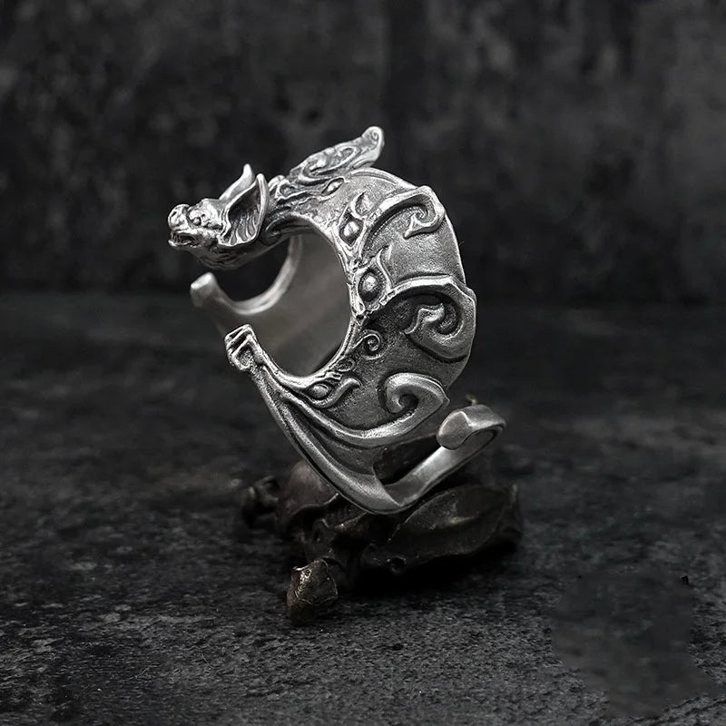Vintage Relief Pipistrellus Ring Male Personality Hand Accessories Personality Flapping Bats Ring For Men Jewelry Adjustable