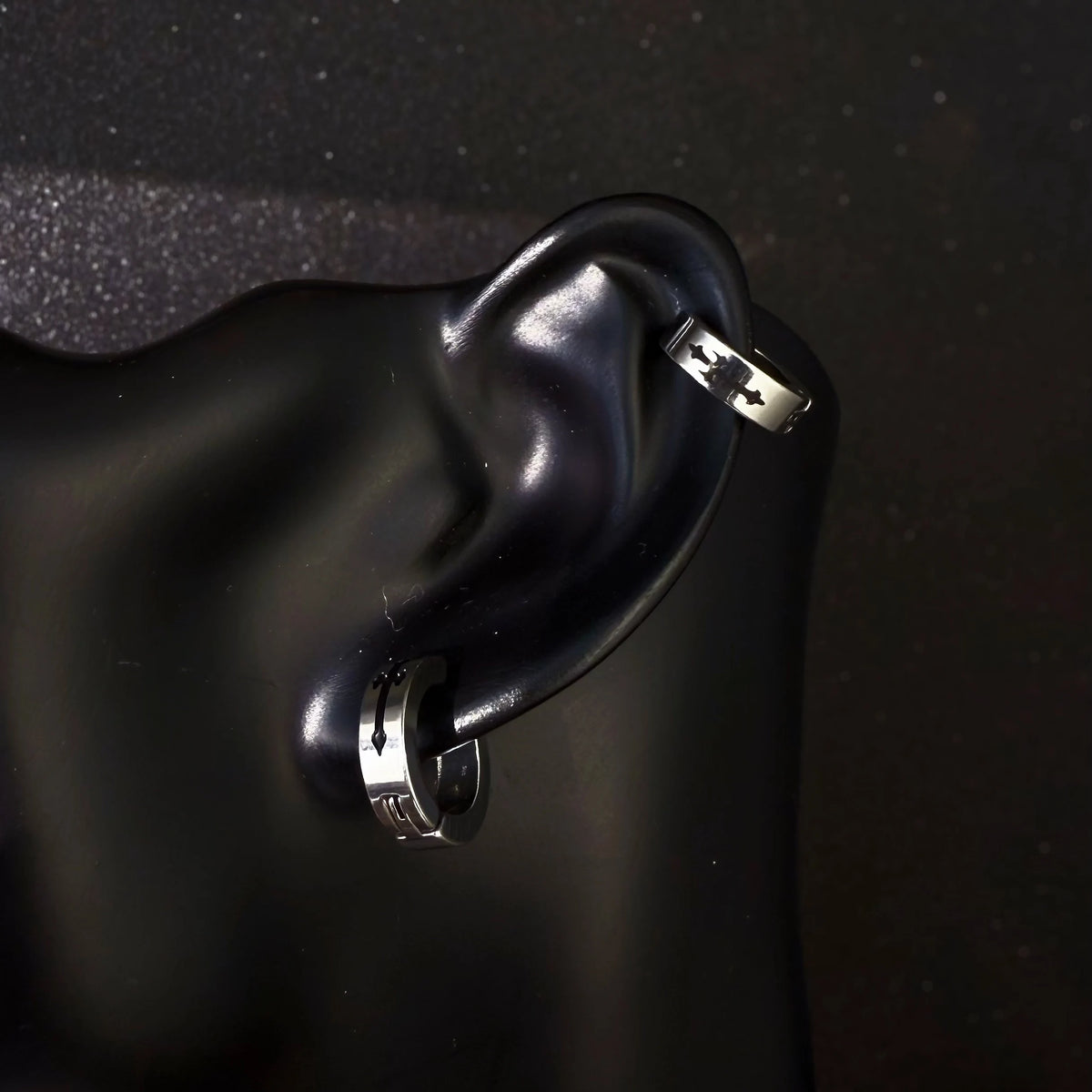 Retro Cross Non Pierced Ear Clips For Men Women Stainless Steel Clip On Earrings Punk Gothic Rock Hiphop Unisex Jewelry