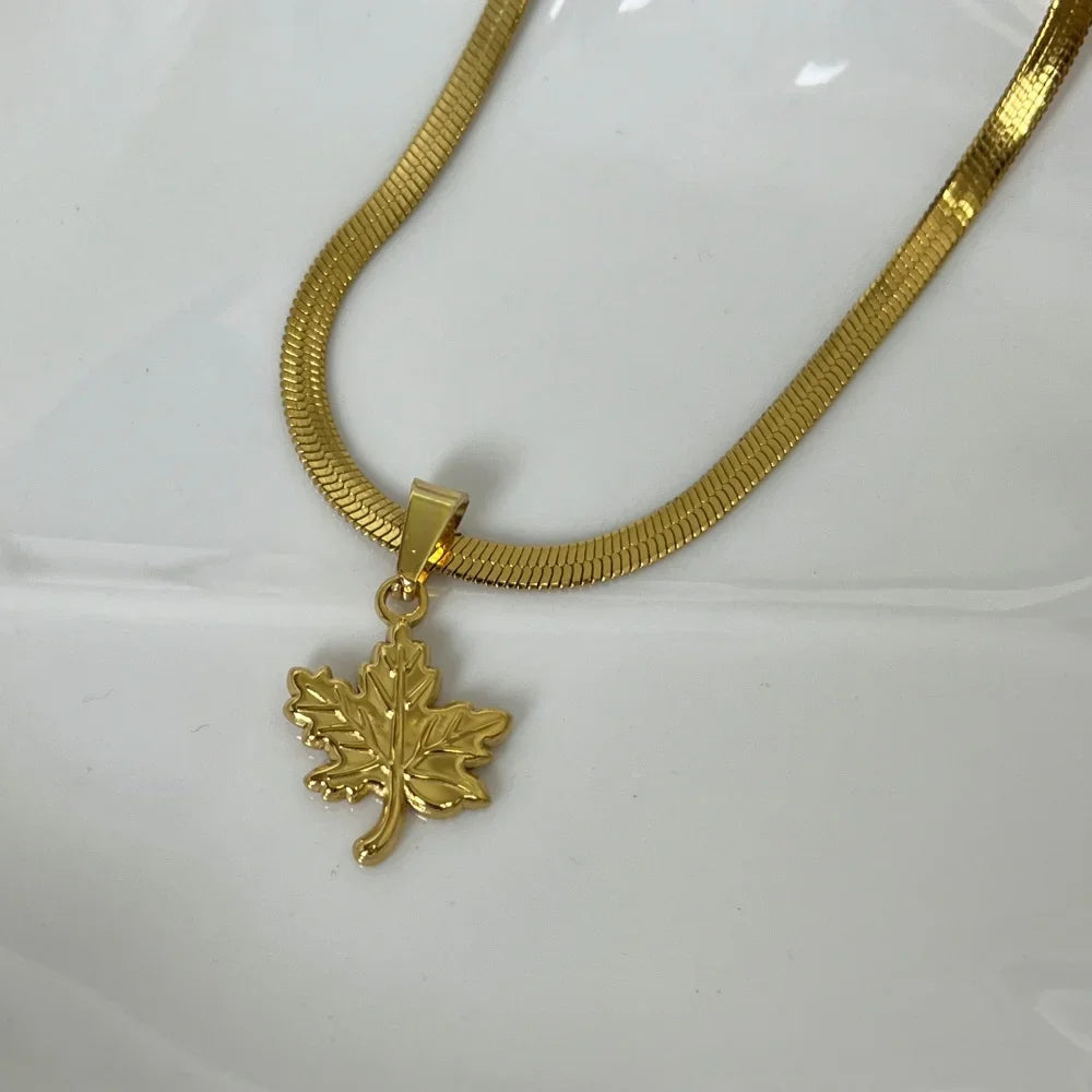Stainless Steel Necklace For Women Man Maple Leaf Choker Pendant Chain Necklaces Engagement Jewelry korean Fashion NEW
