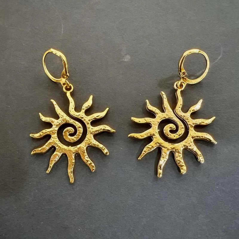 Fashion Vintage Chic Sun Shaped Pendant Necklace Stainless Steel Earrings Statement Golden Fashion Jewlery Accessories