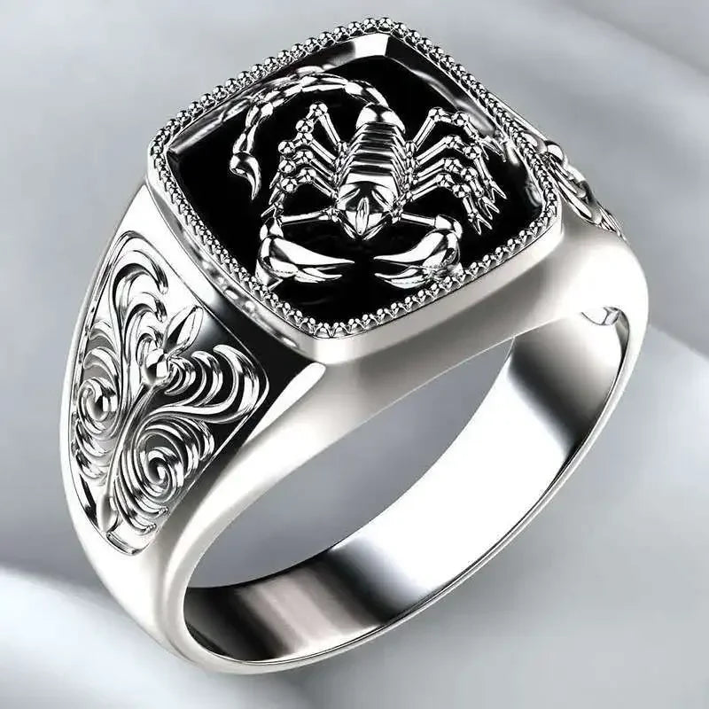 Viking Giant Wolf Totem Ring — Stainless Steel