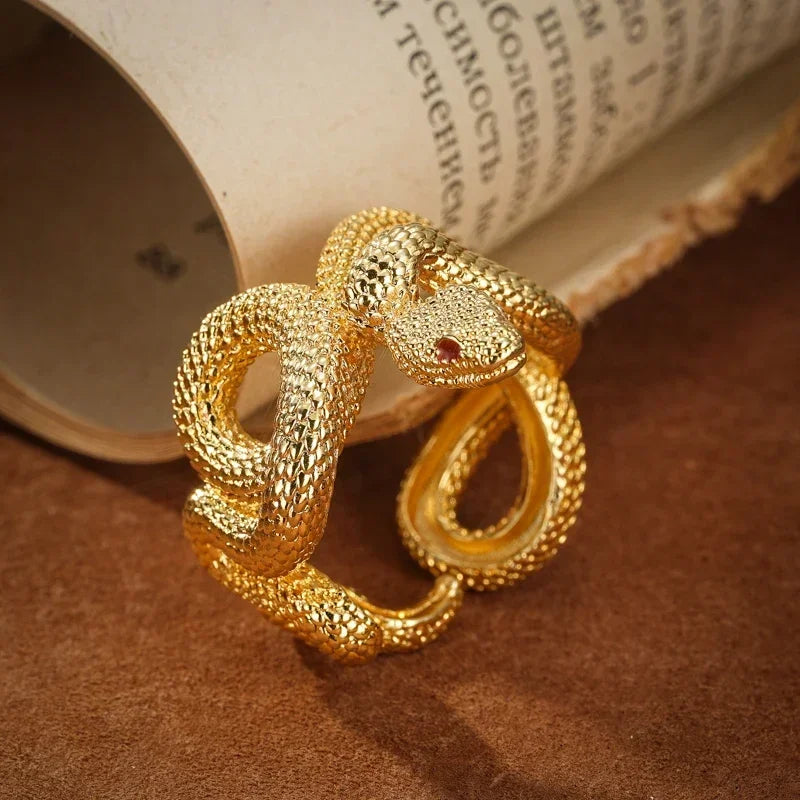 Vintage Personalized Twisted Python Adjustable Ring Men and Women Punk Gold Color Three-dimensional Snake Ring Creative