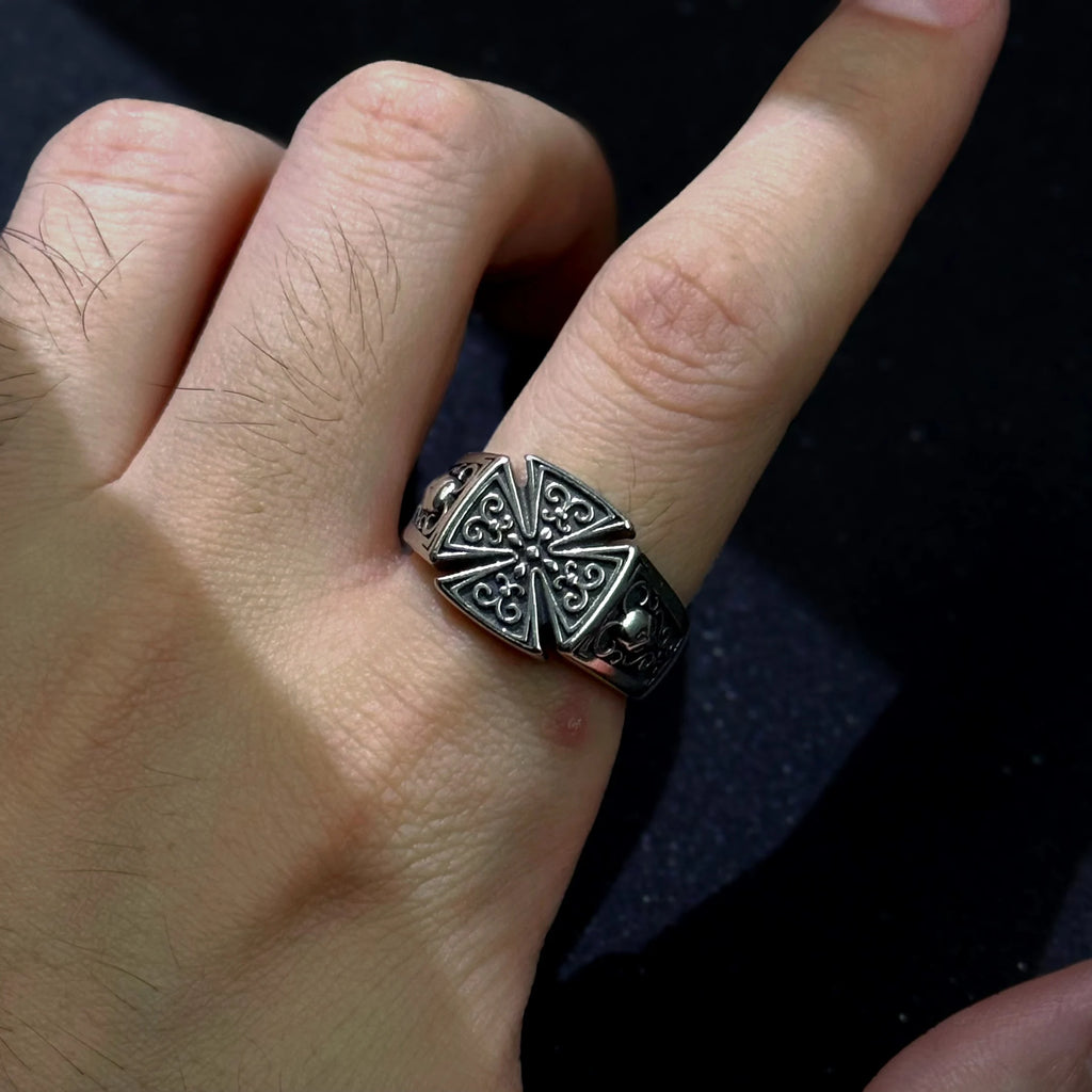 Croix de Guerre Rose Open Ring — Silver