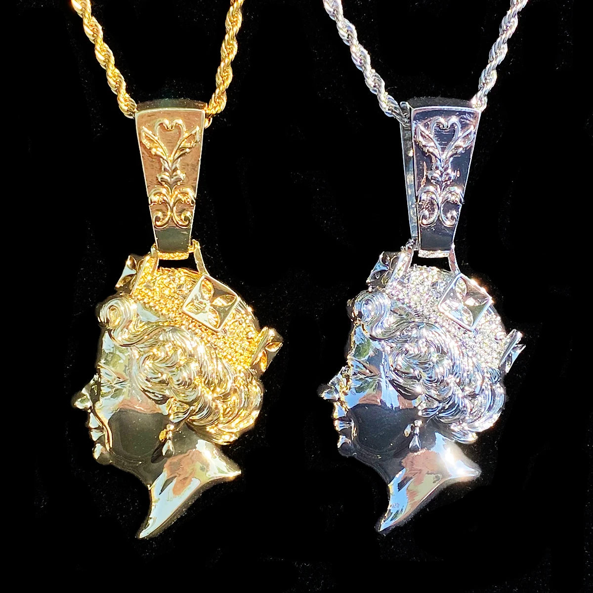Aokaishen Iced Out United kingdom Queen Head Necklace Pendant for Men Real Gold Plated 5A Cubic Zirconia Hip Hop Jewelry