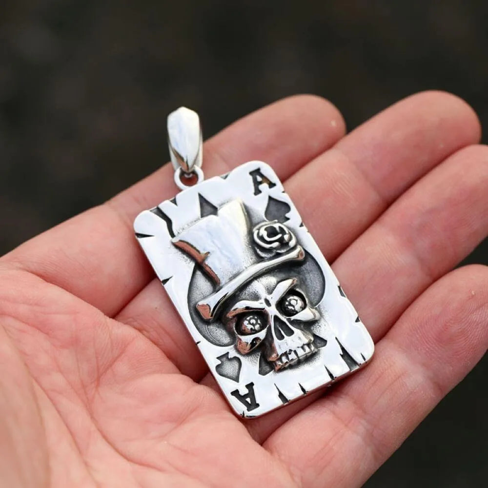 Punk Poker Spade Skull Pendant Necklace — Steel