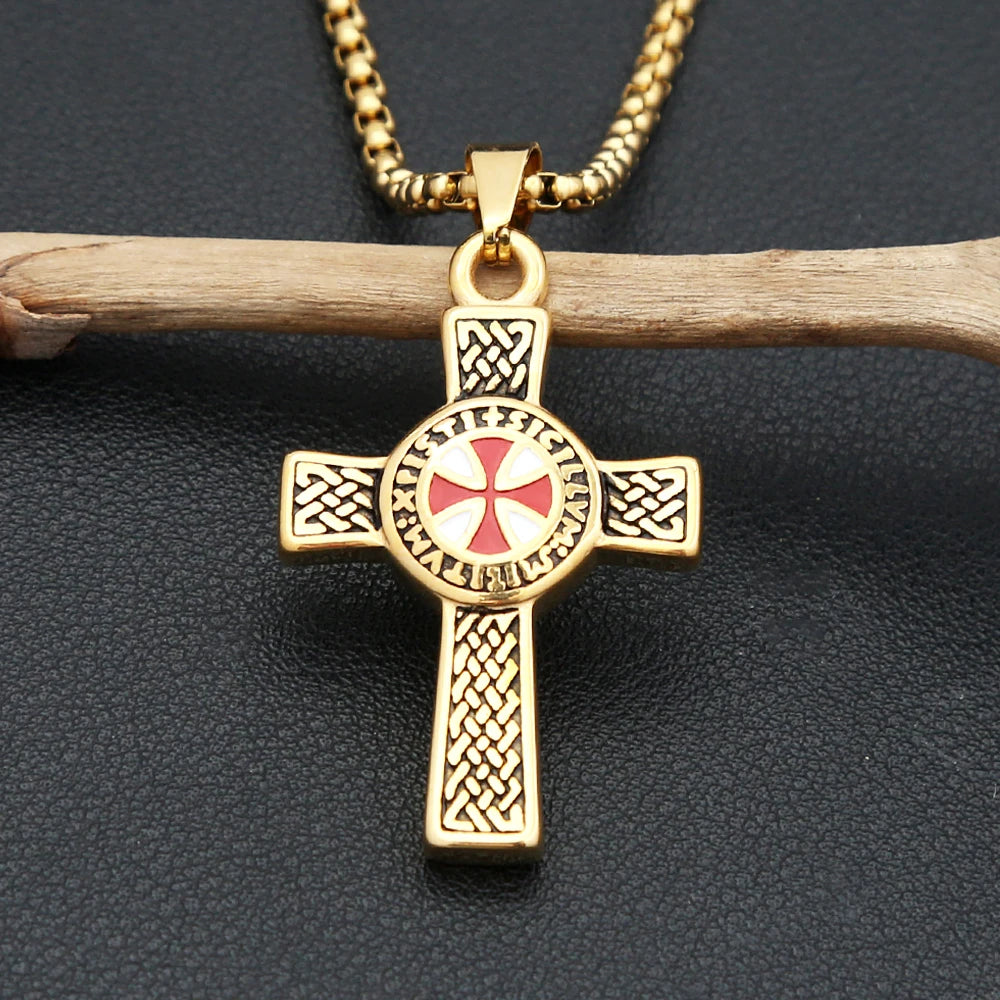 Classic Fashion Iron Cross Shield Pendant Necklace For Men Women Stainless Steel Templar Knight Cross Necklaces Amulet Jewelry