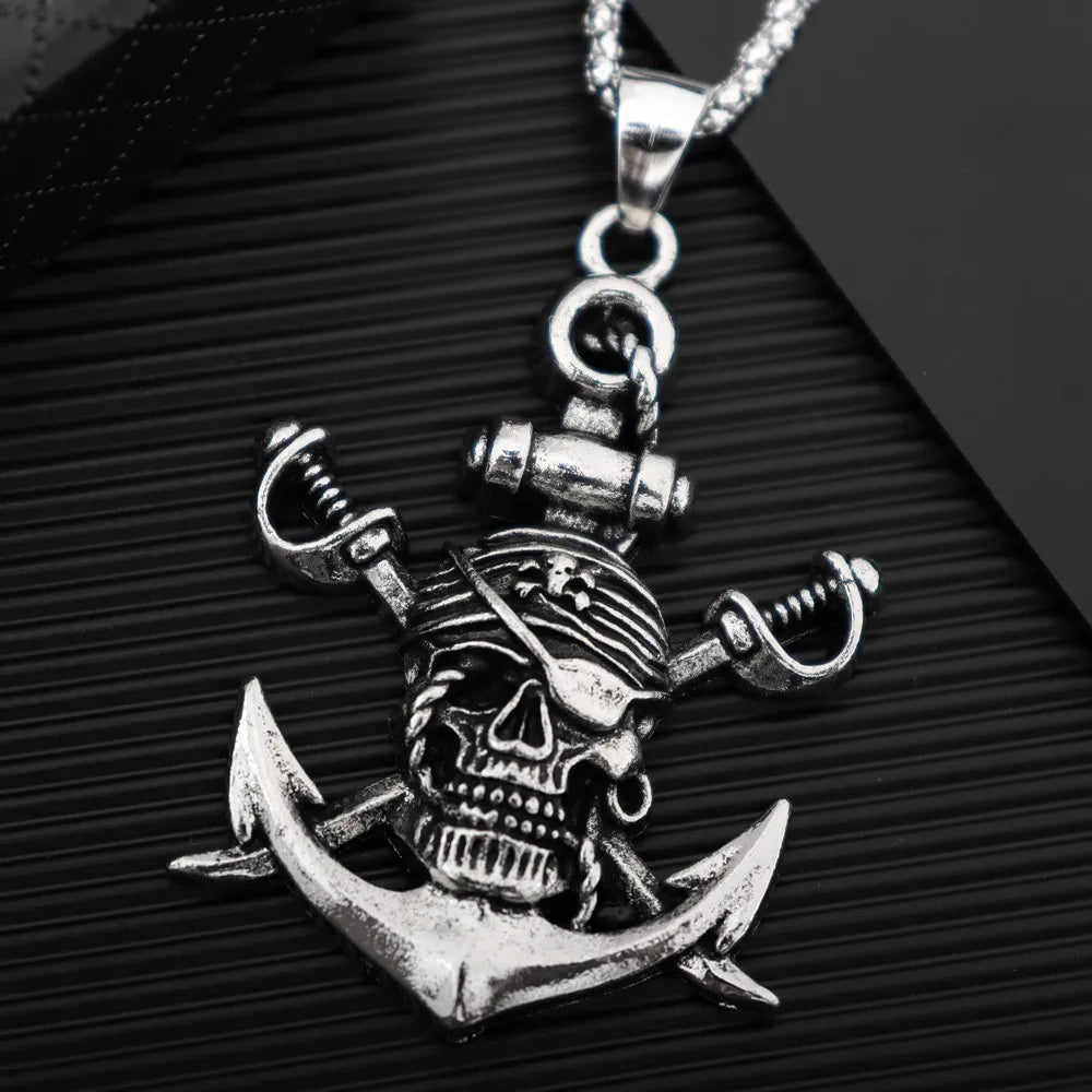 Vintage Japanese Double Swords Pirate Skull Pendant Necklace for Men Hip-Hop Pirate Boat Flag Logo Pendant Neck Chain