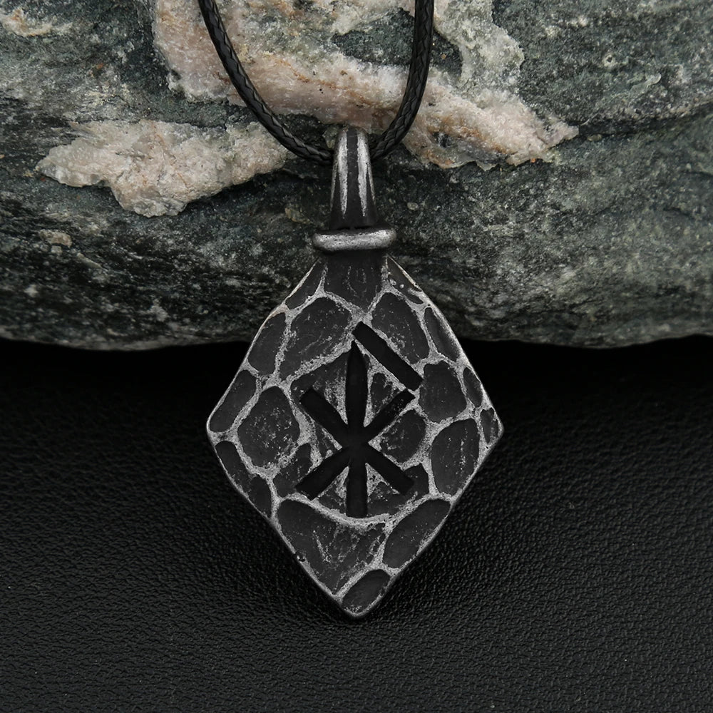 Compass Viking Steel Pendant Vintage Nordic