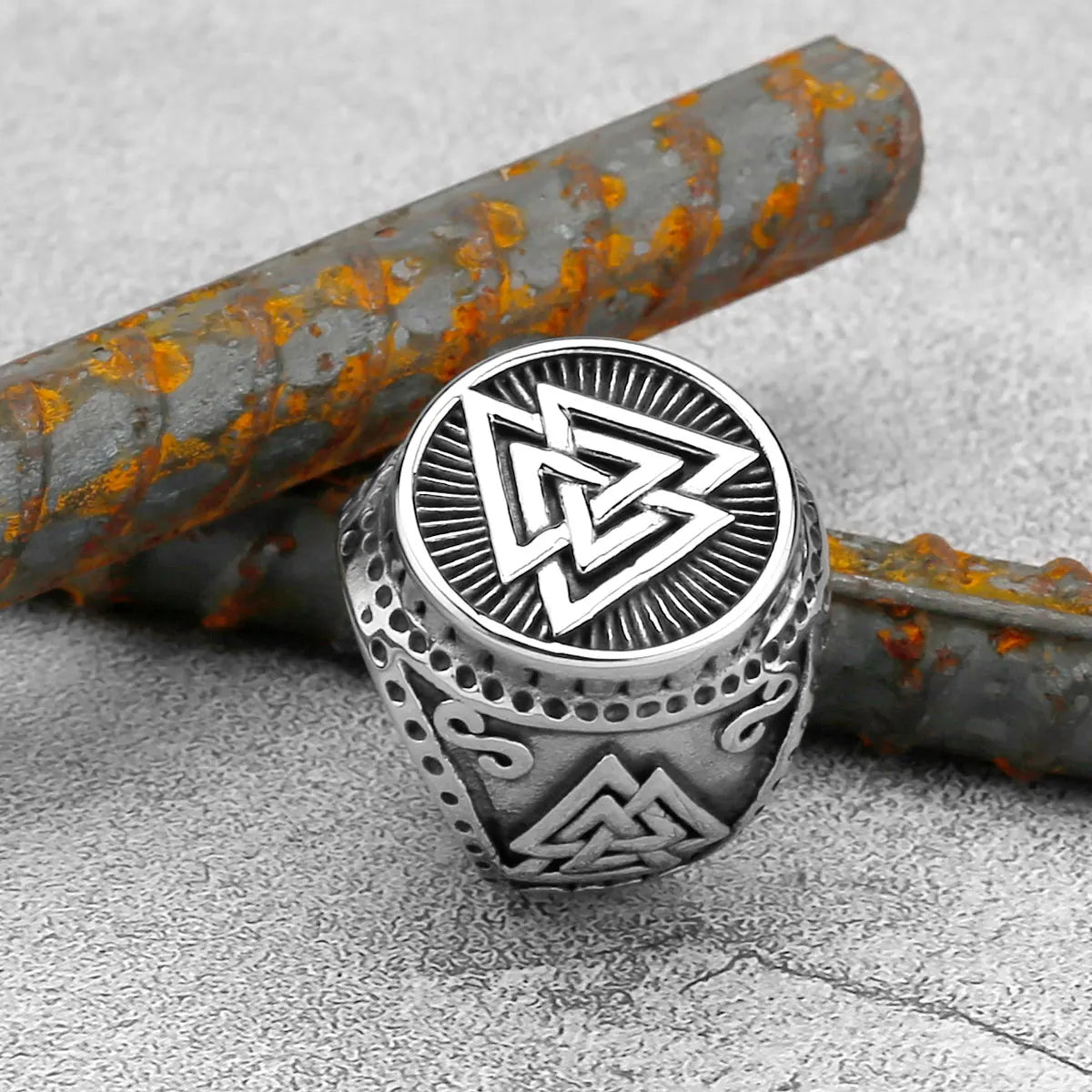 European and American Viking Odin Triangle Logo Power Rune Ring Stainless Steel Men's Amulet Youth Fashion Ring Jewelry