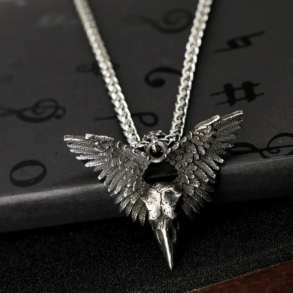 Vintage Wing Crow Skull Pendant Necklace Men Women Punk Goth Raven Skull Necklace Choker Fashion Stainless Steel