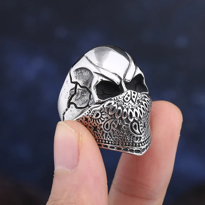 Onlysda Anillo Hombre Stainless Steel Gothic Skull Mask Ring Biker Hiphop rock Jewelry Unique Halloween Gift for Men