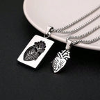 “Heart Shape Couple Necklace, Stylish Valentine's Gift for Couples”。
