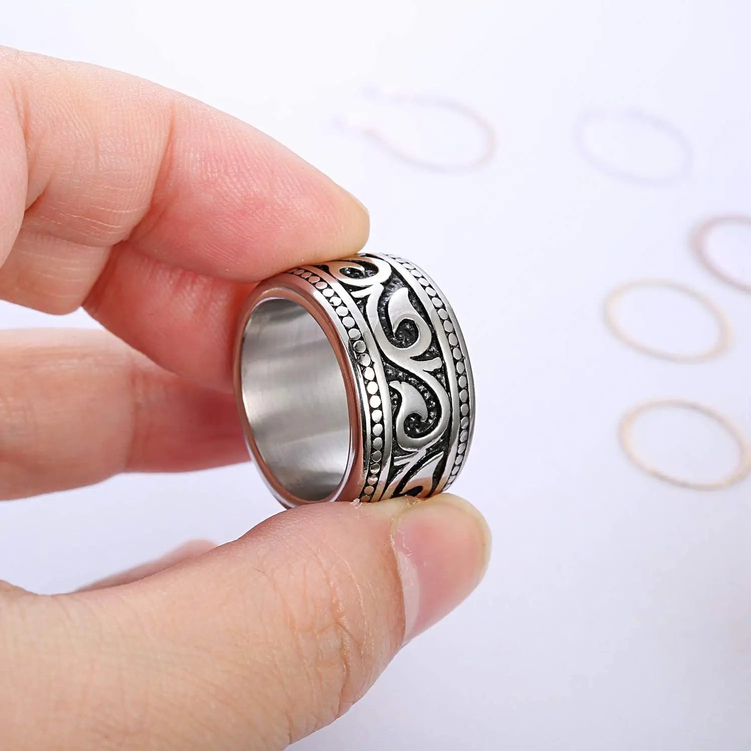 HNSP 316L Stainless Steel Vintage Scroll Vine Carved 13MM Wide Band Ring for Men Biker Punk Antiqued Oxidized Statement