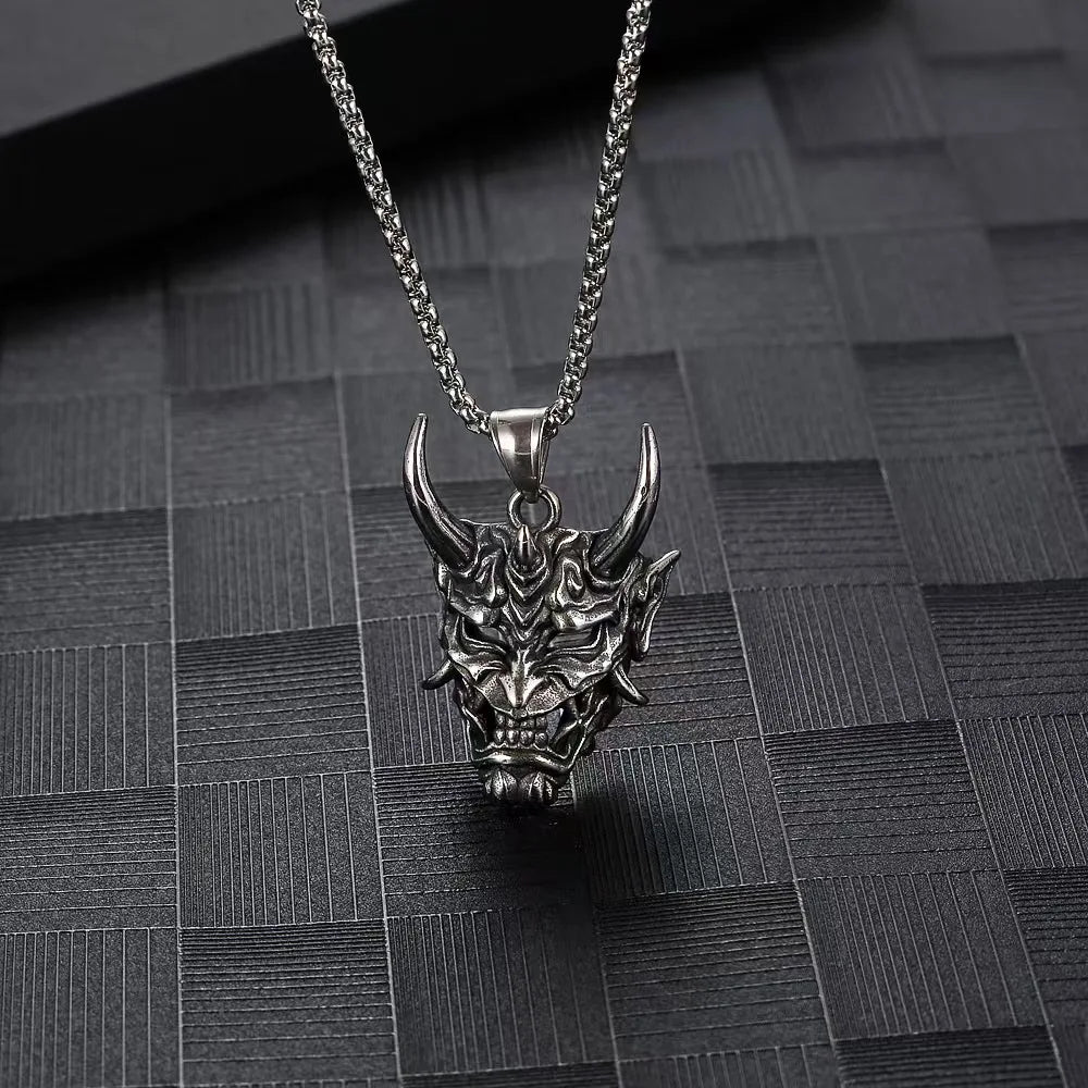 Retro Punk Demon Mask Samurai Ghost Pendant Necklace, Unisex Long Chain, Hip-Hop Rock Party Necklace Gift Accessory
