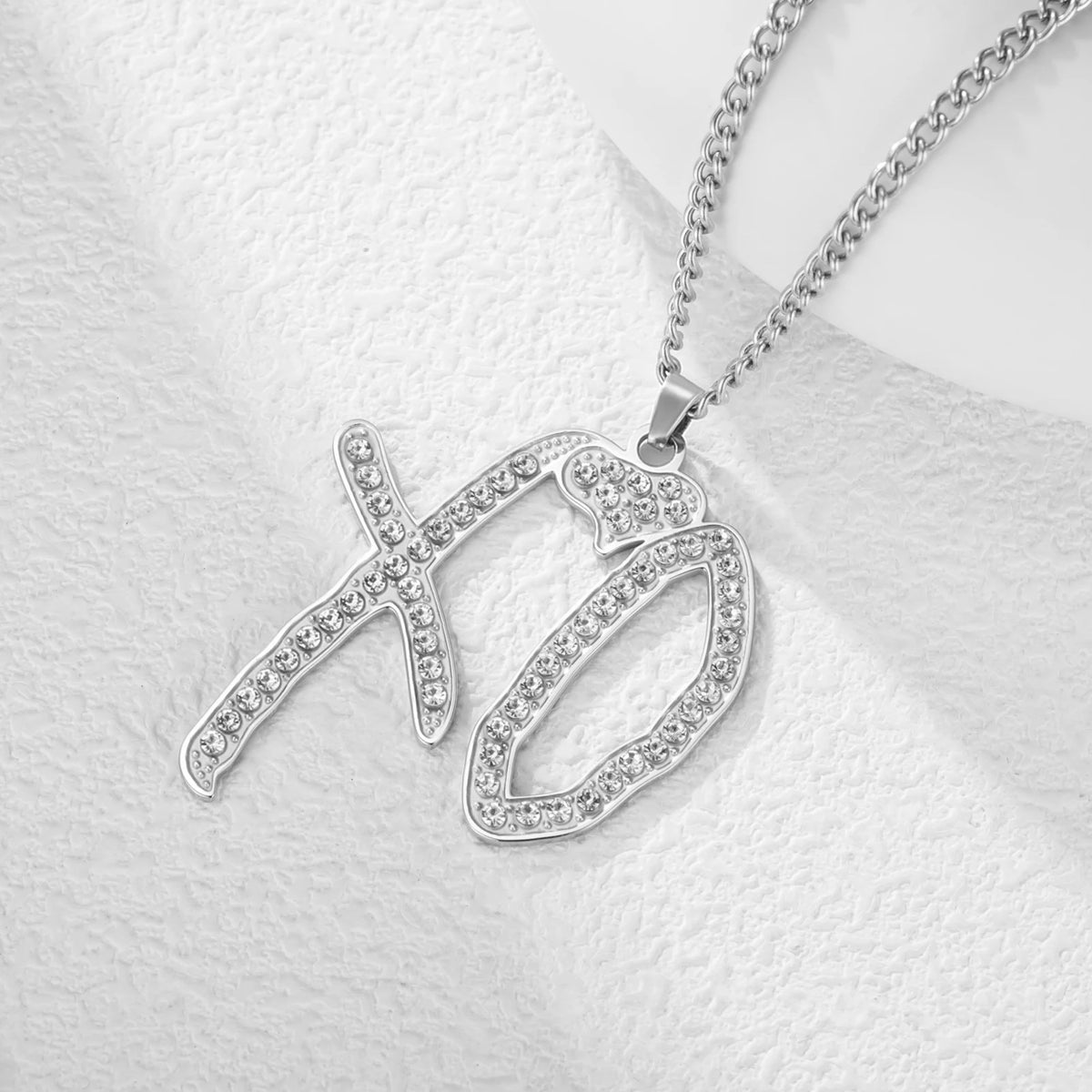 Hip Hop XO Necklace Pendant Hip Hop Rock Rapper Jewelry Necklace for Women Men